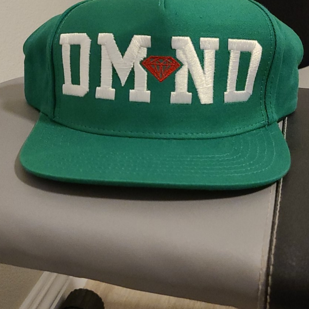 2 brand new diamond hats 20 each